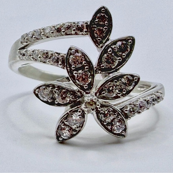 Estate Jewelry - Elegant sz7.5 925 Floral nature Motif diamonds & cz marks bypass ring